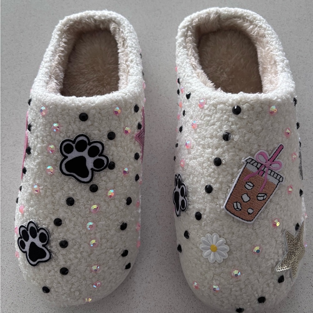 Cozy Cream Sherpa Slip-On Slippers with Paw & Bubble Tea Patches